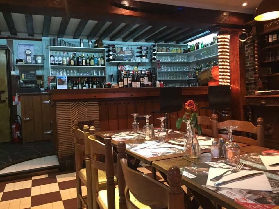 Hotellerie Normande Dozulé 외부 사진